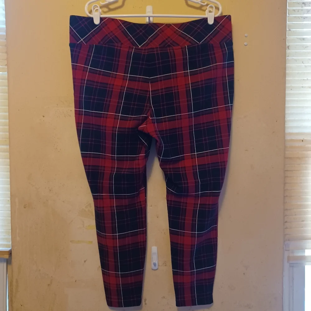 Torrid Pixie Ladies Pants - Picture 7 of 8